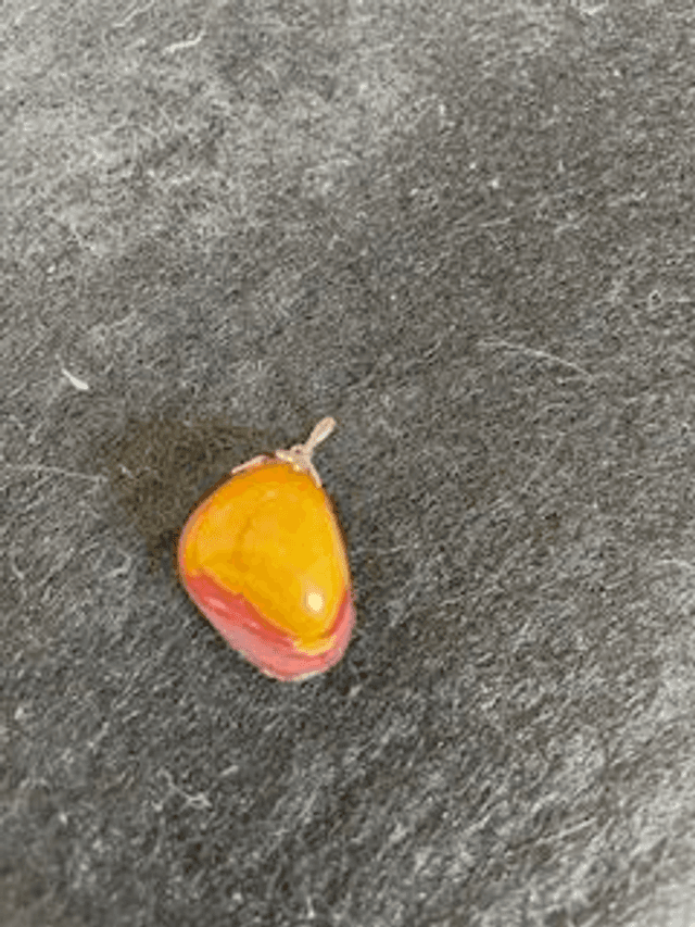 Pendentif en pierre Mookaite 
